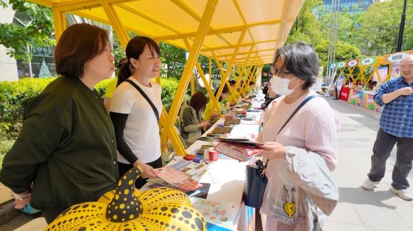 配资炒股入配资平台 现场直击｜银发族、赛事游、入境客：上海文旅市场热火进行时